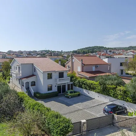Tonkica * Vodice