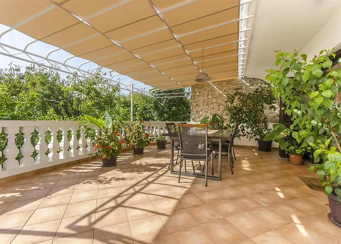 شقة Tonkica فوديس