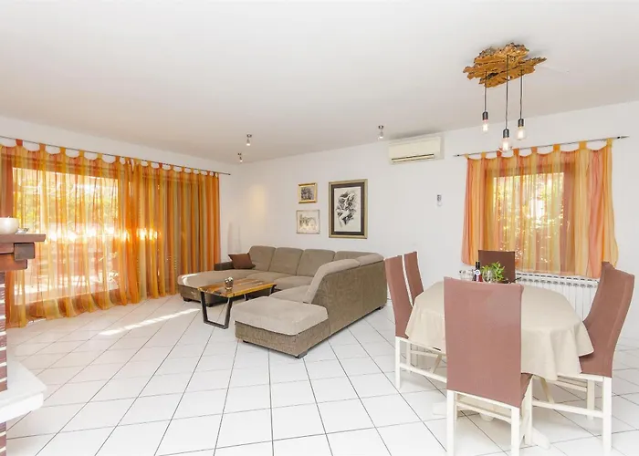 Апартаменты Tonkica Flower Garden Водице